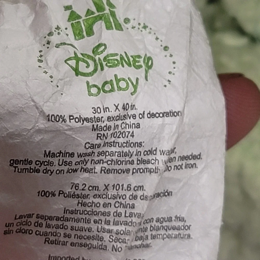 Disney‎ Baby Winnie the Pooh Green Sherpa Fleece Blanket 30x40 Sleepy Pooh Bee